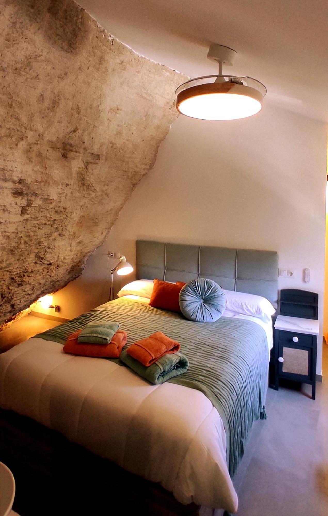 Casa Cueva Las Chicas Del Puente Setenil De Las Bodegas Eksteriør bilde